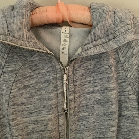 Lululemon Scuba Hoodie. Front zipper, gray. Sz:6 - Picture 2 of 16